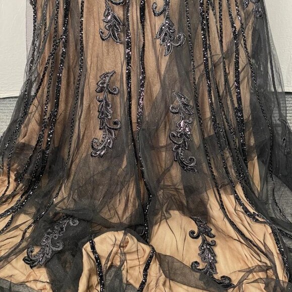 Ladivine Women’s Floral Sequin Mermaid Gown Size: 10 | Color: Black - Picture 6 of 11